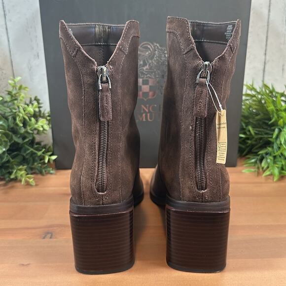 Vince Camuto Kortimy Water Repellent Suede Mid Shaft Boots Size 8.5 - Picture 4 of 11